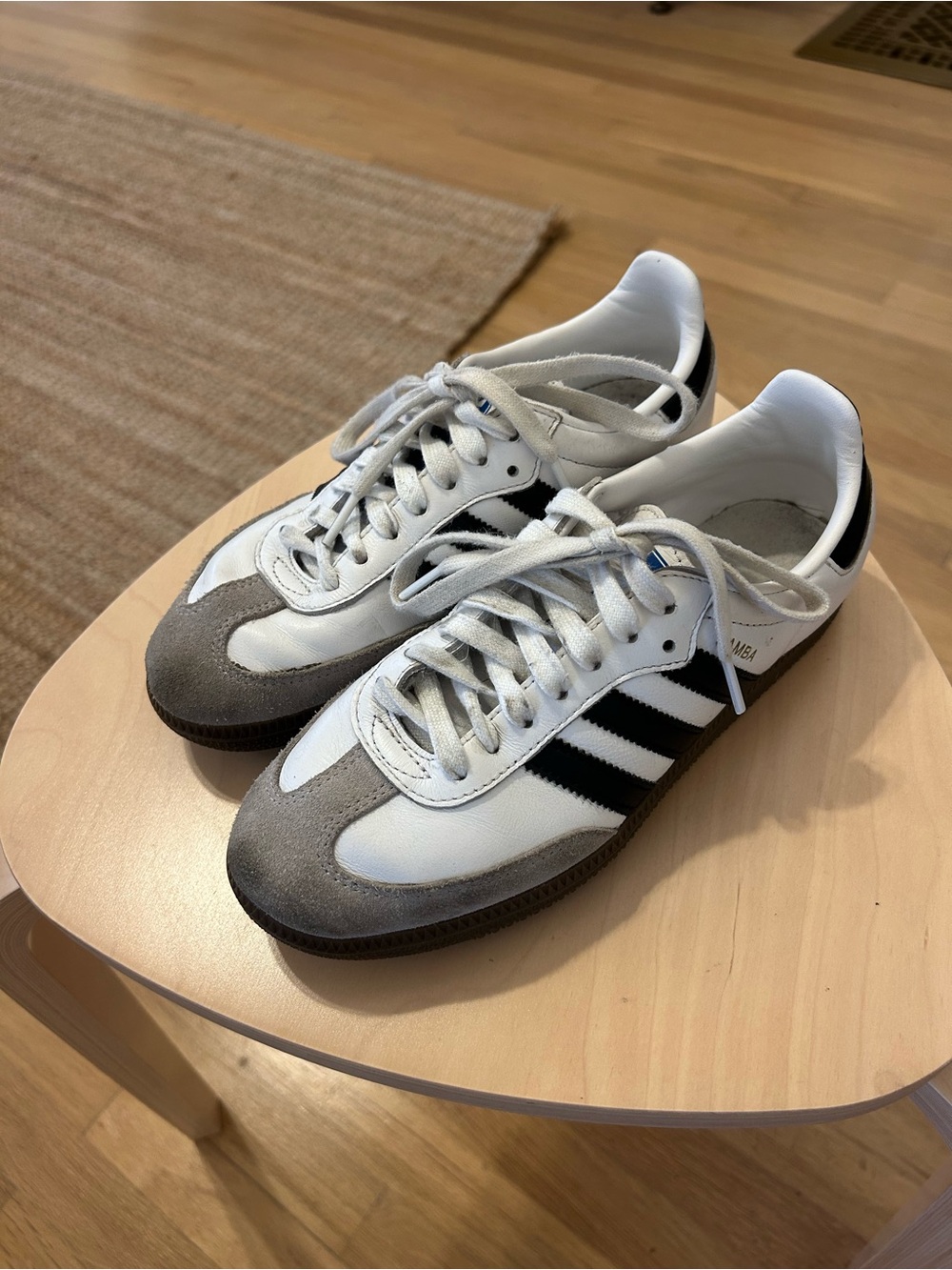 Adidas sambas white size 5 men’s